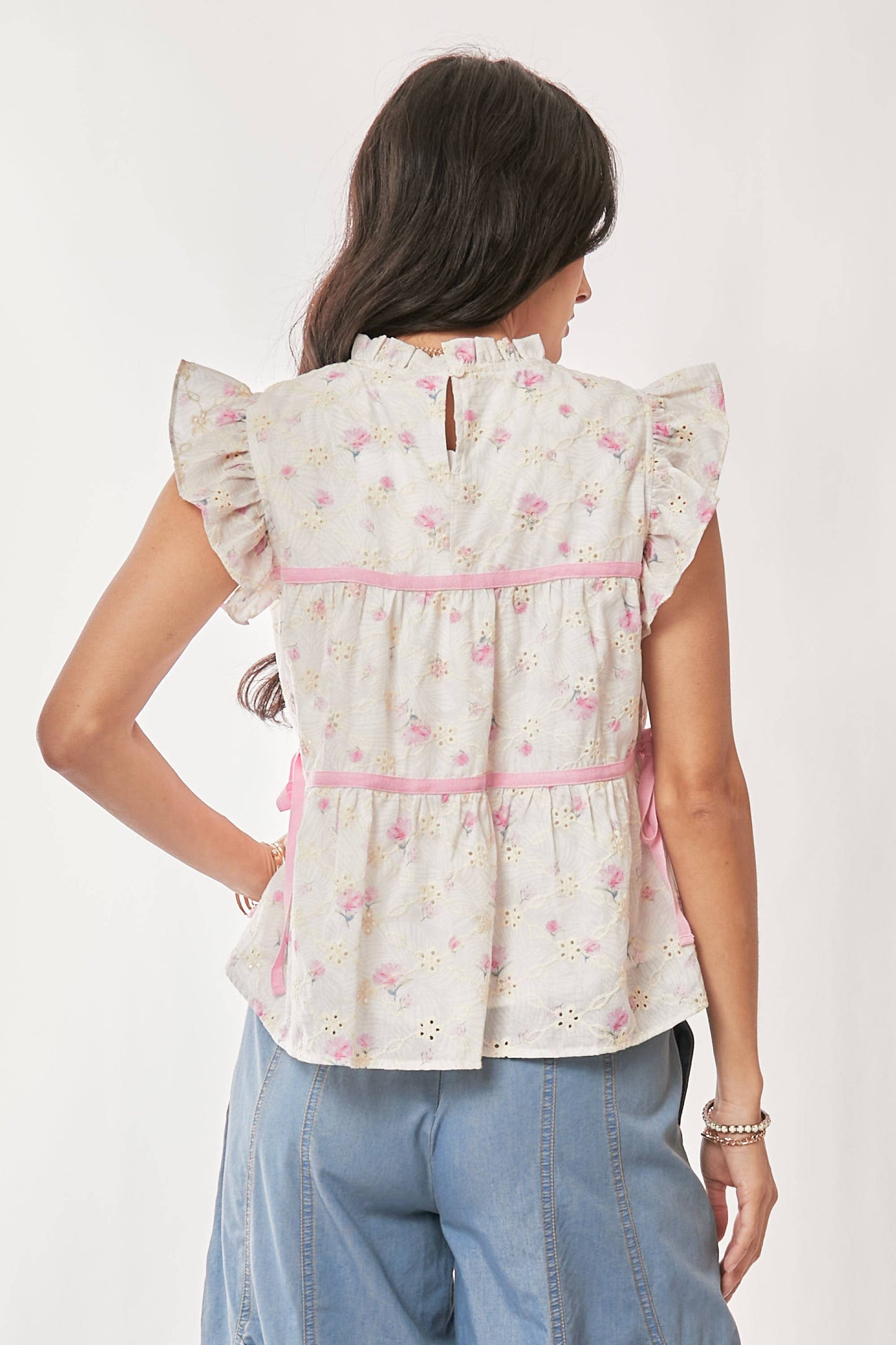 FLORAL RIBBON RUFFLE SLEEVE RUFFLE NECKLINE TOP