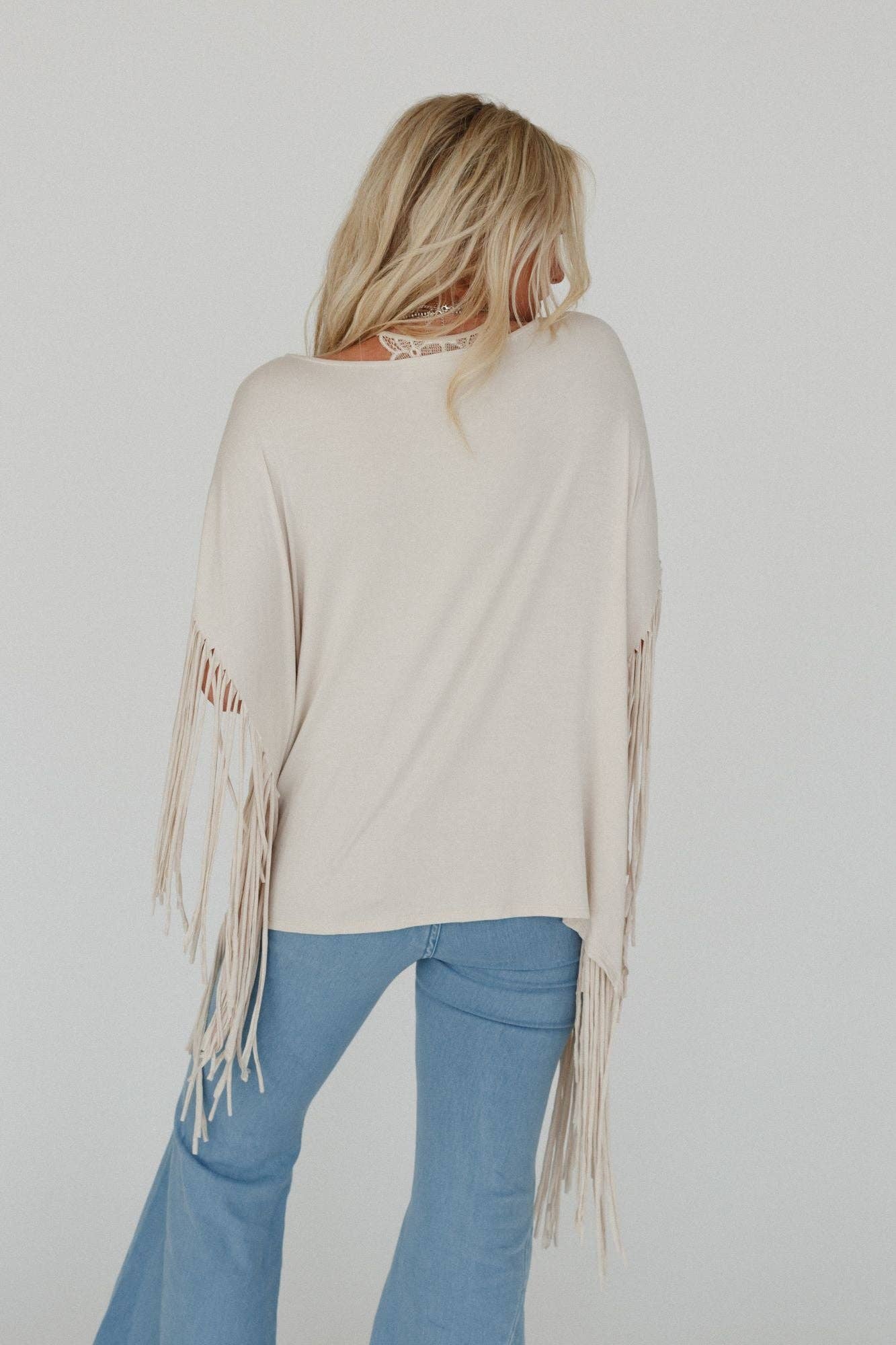 Western Showstopper Fringe Top - Oat