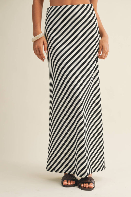 DIAGONAL STRIPED KNITTED SKIRT