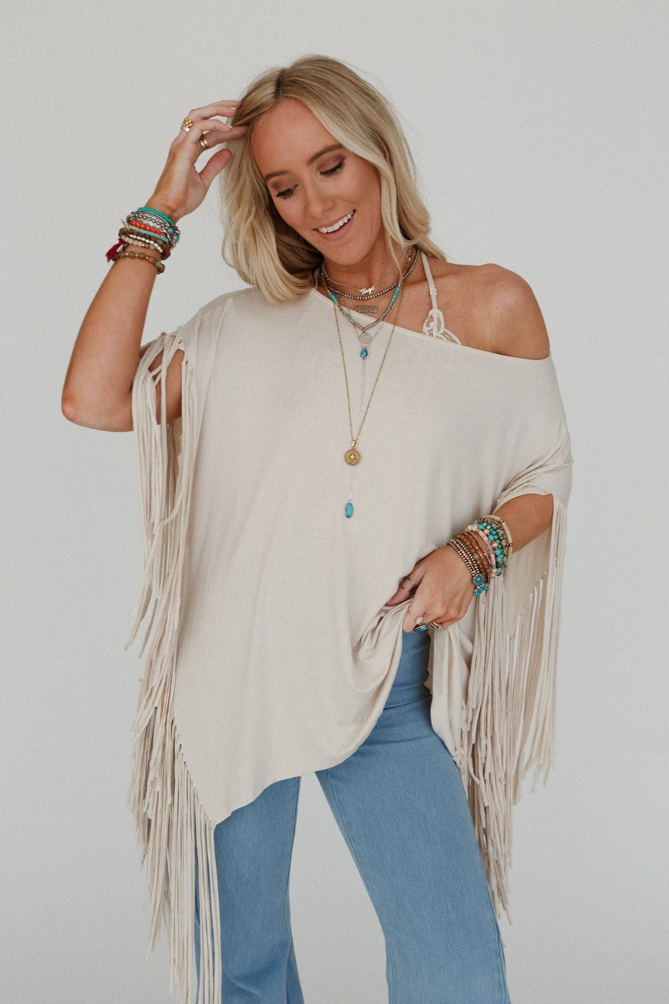 Western Showstopper Fringe Top - Oat