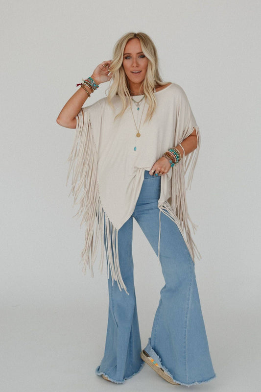 Western Showstopper Fringe Top - Oat
